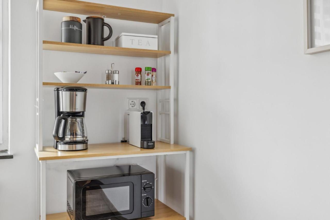 カイザースラウテルンAmalfi A02 - 2 Zi Fuer 4P - Balkon, Smart Tv, Boxspringbettアパートメント エクステリア 写真